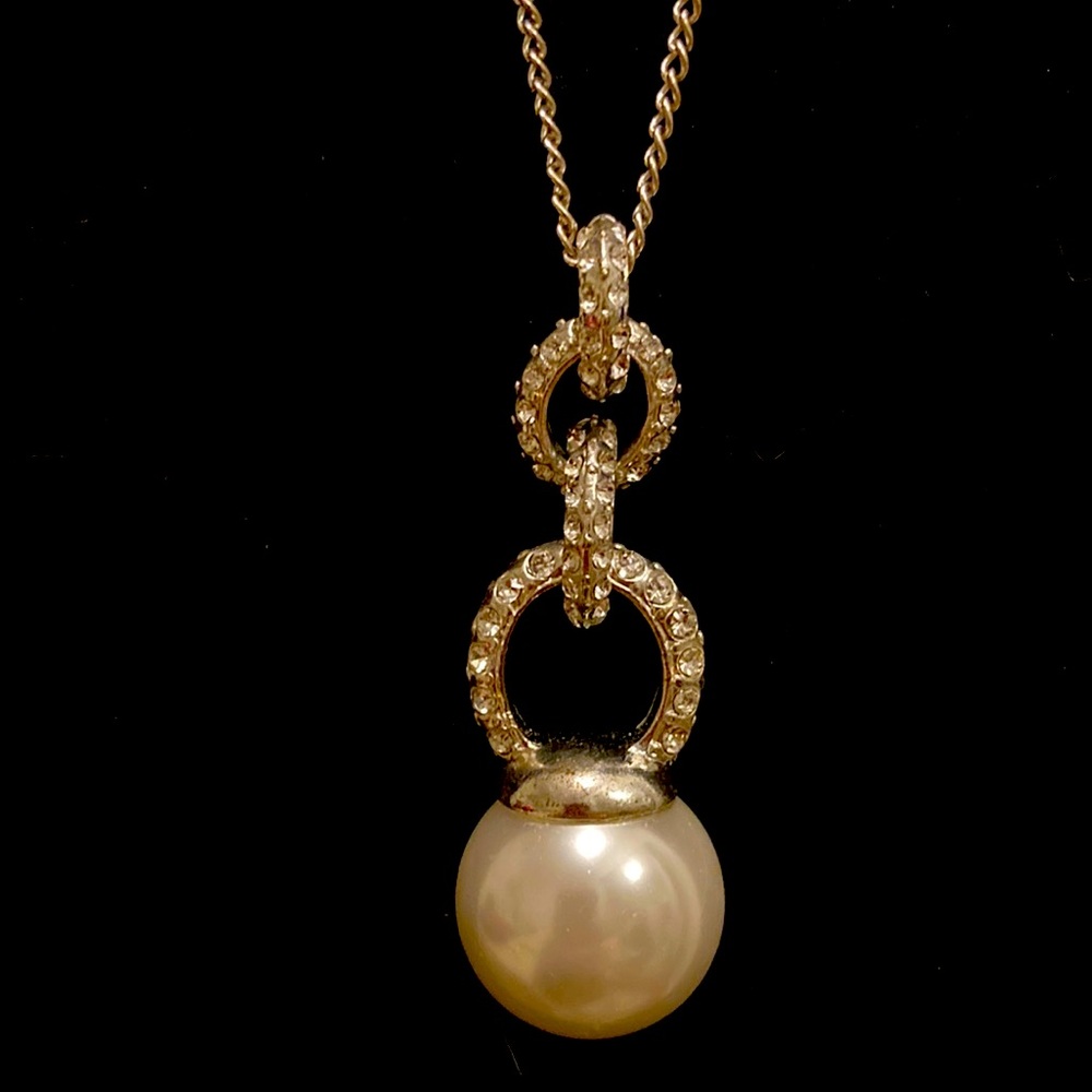 Cezanne Crystal and faux pearl drop necklace